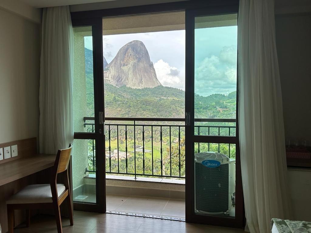 Suite Vista Azul - Frente Para Pedra Azul Pedra Azul  Zewnętrze zdjęcie
