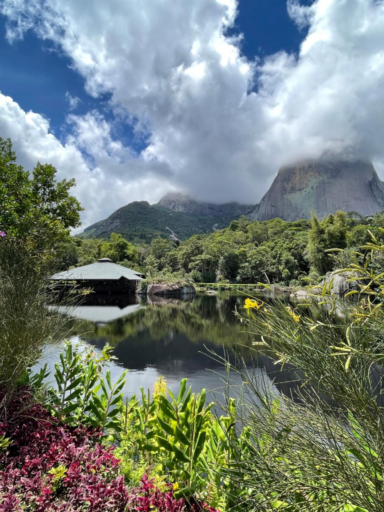 Suite Vista Azul - Frente Para Pedra Azul Pedra Azul  Zewnętrze zdjęcie